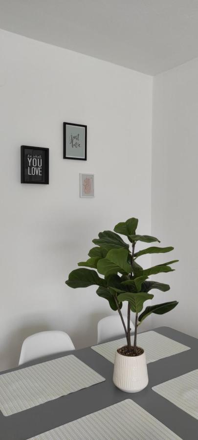 Vikend House Villa Ljig Eksteriør billede